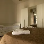A Casa Di Amici Feriehus Catania